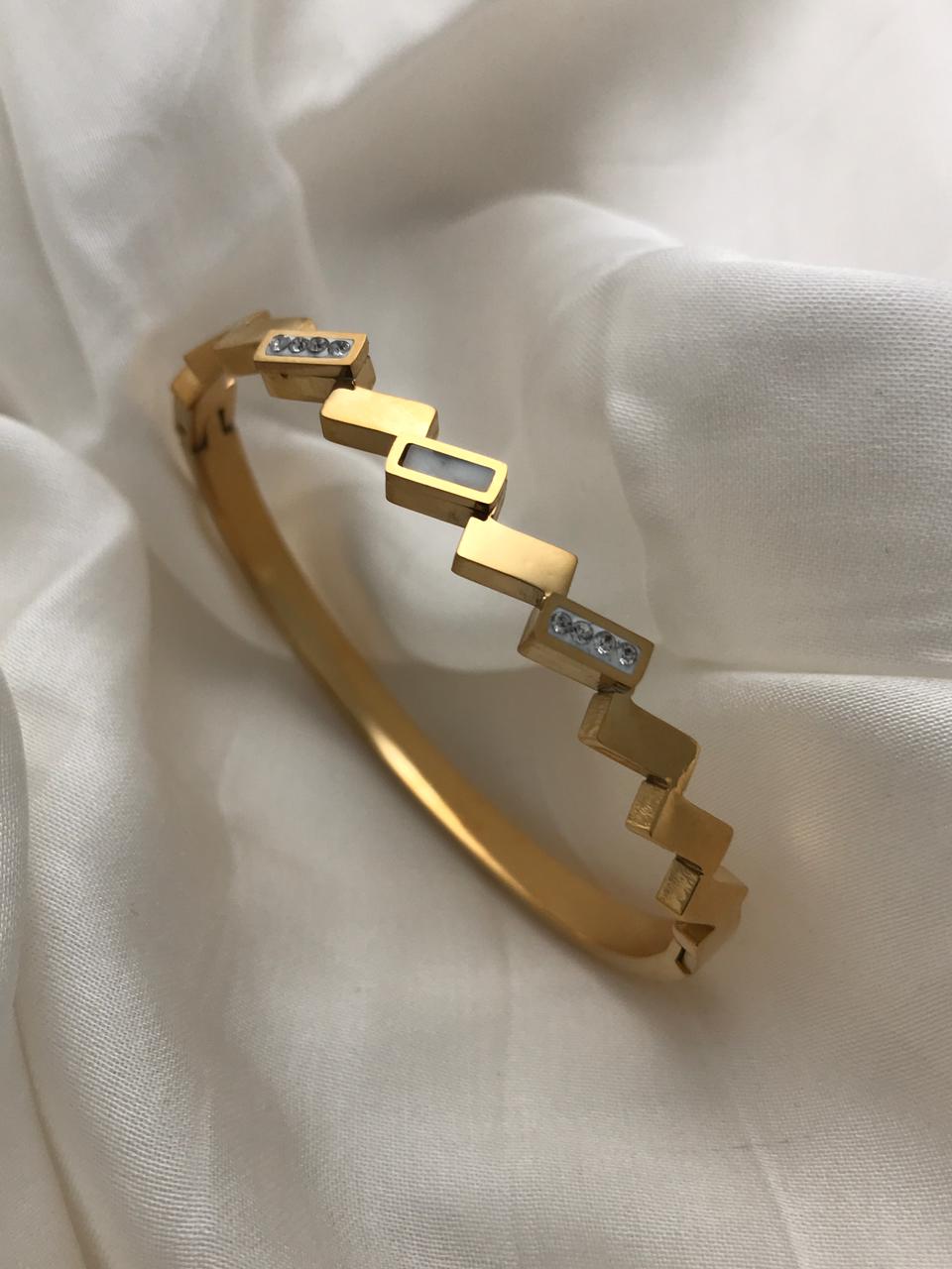Gold Rectangle Stone Bracelet