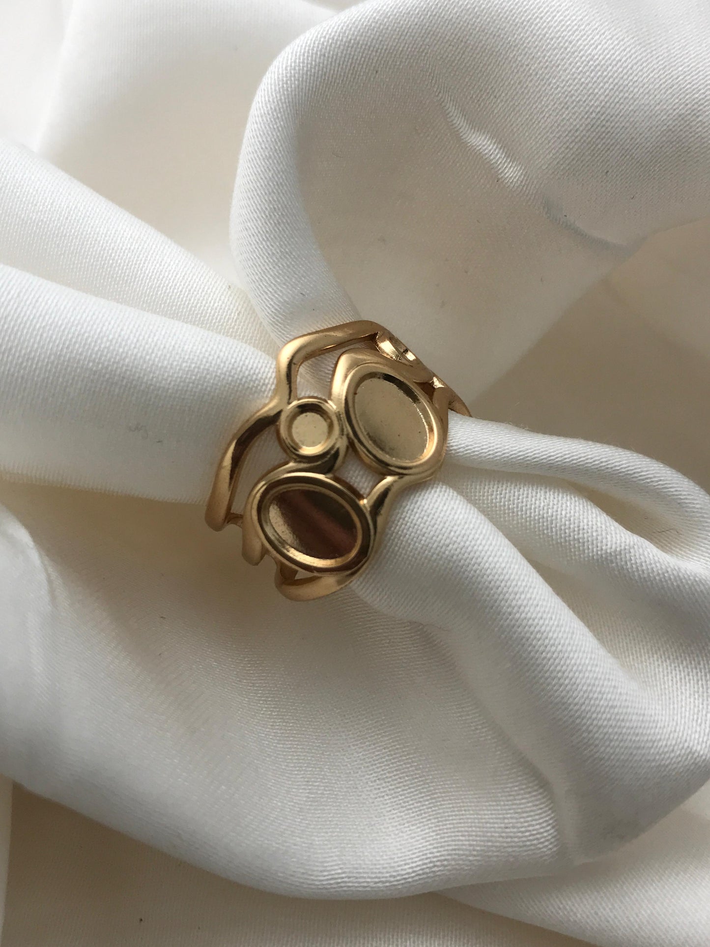 Crossover Grace Ring