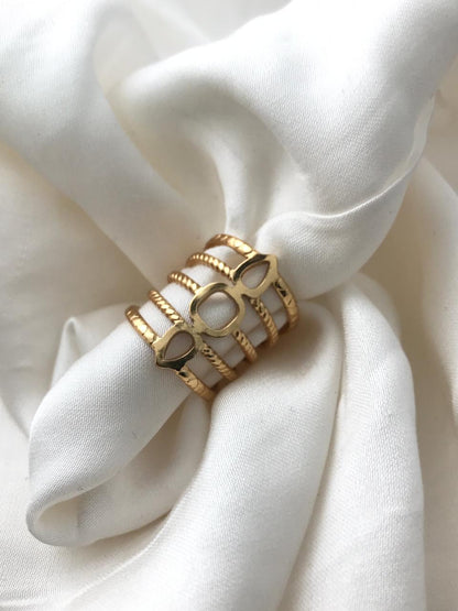 Lola Ring