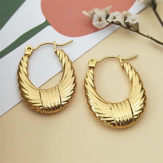 Gold Ribbed Oval Hoops Earrings