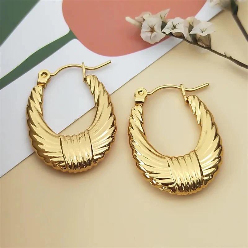 Gold Ribbed Oval Hoops Earrings
