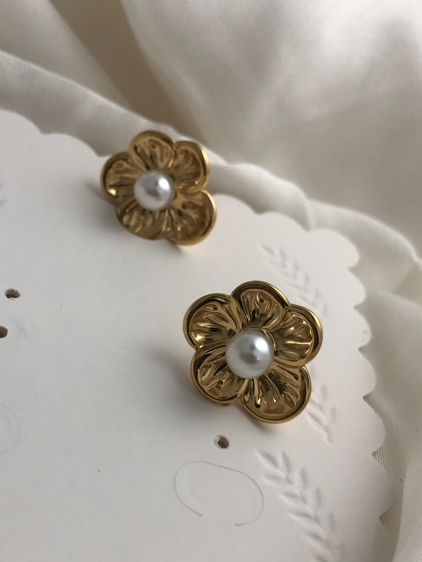 Gold Flower Pearl Stud Earrings