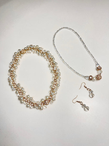 7 in 1 Pearl White Necklace