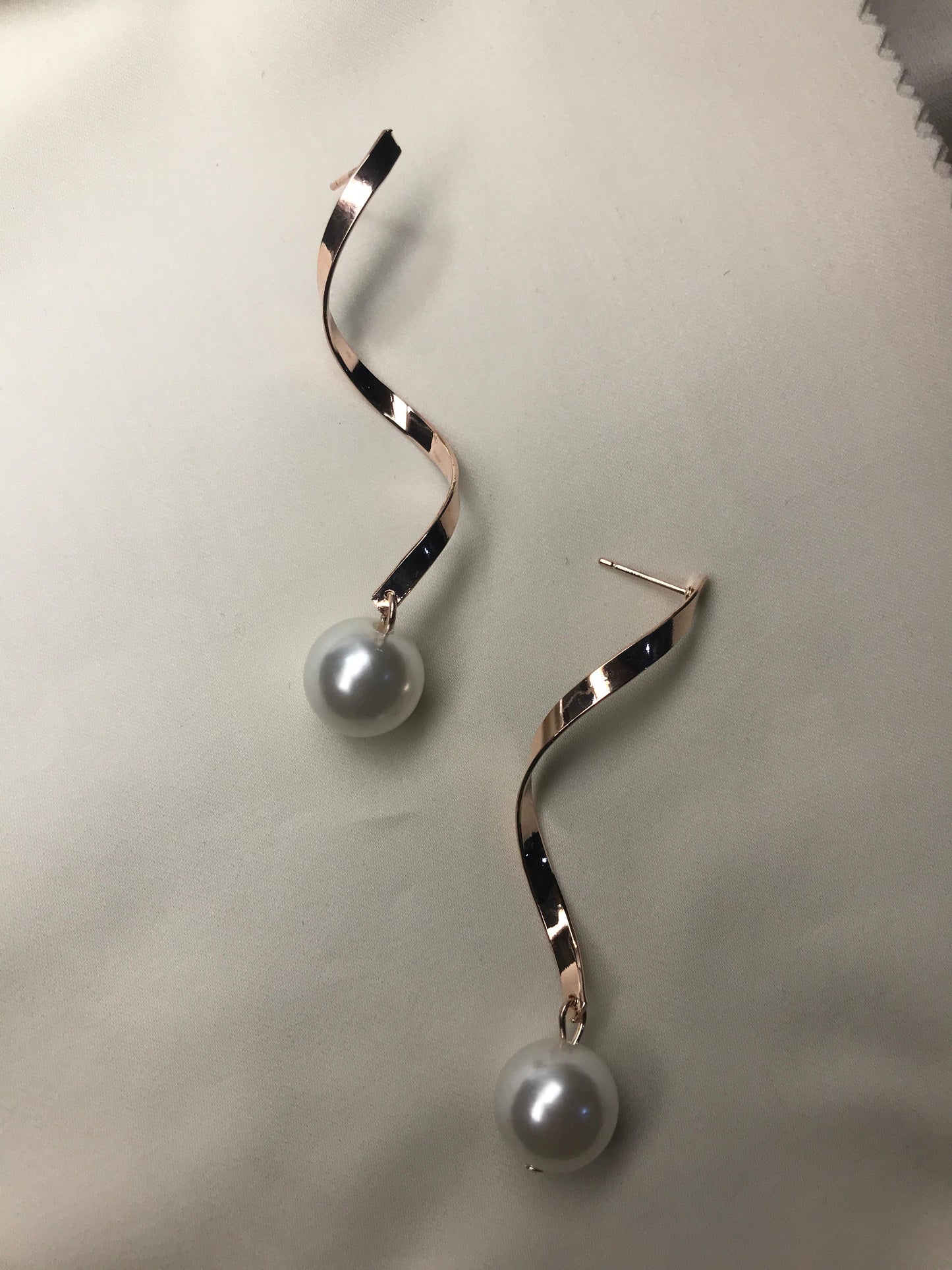 Pearl Earring