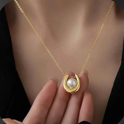Horseshoe Pearl Necklace