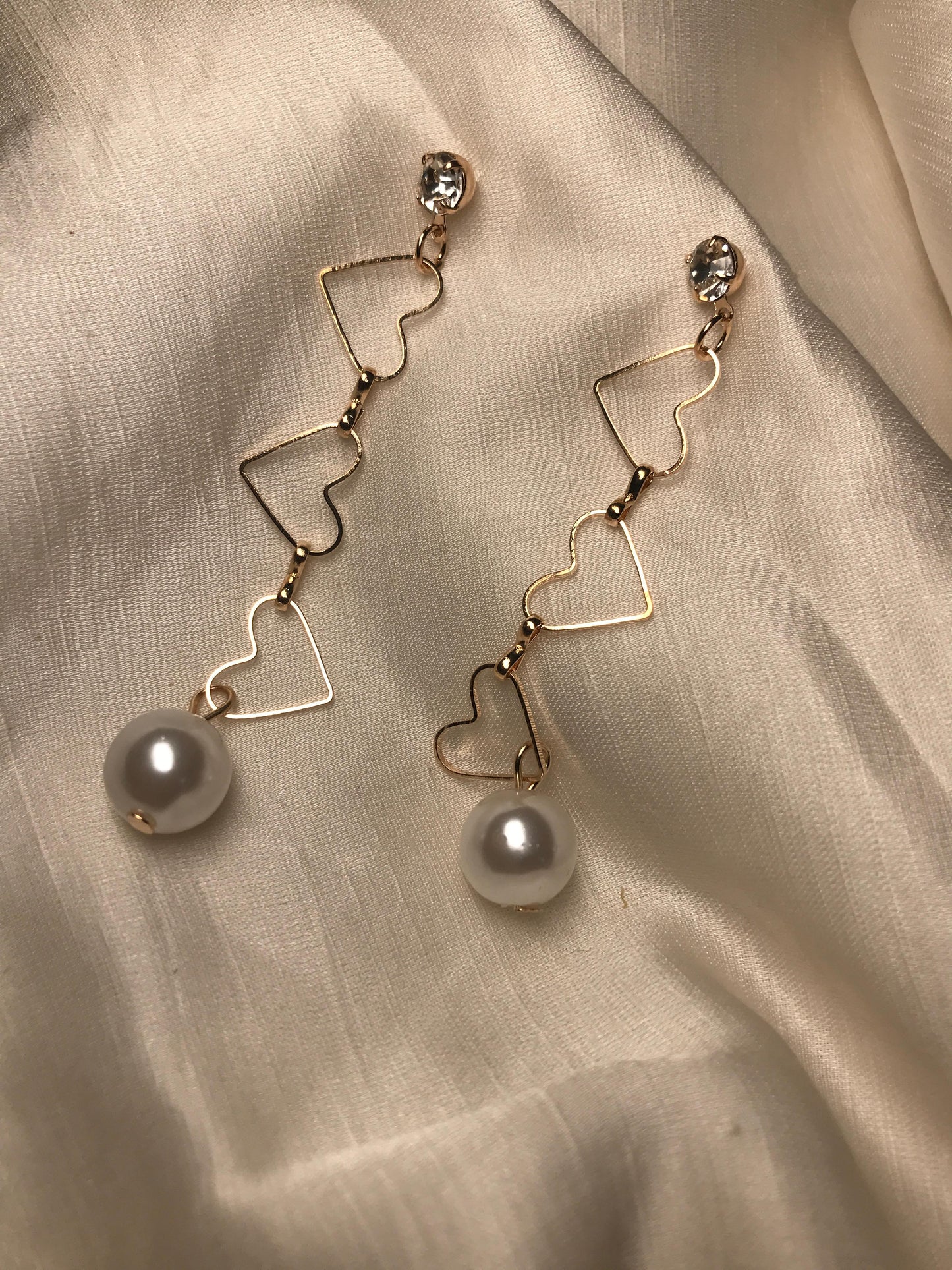 Gold Heart Diamond earring