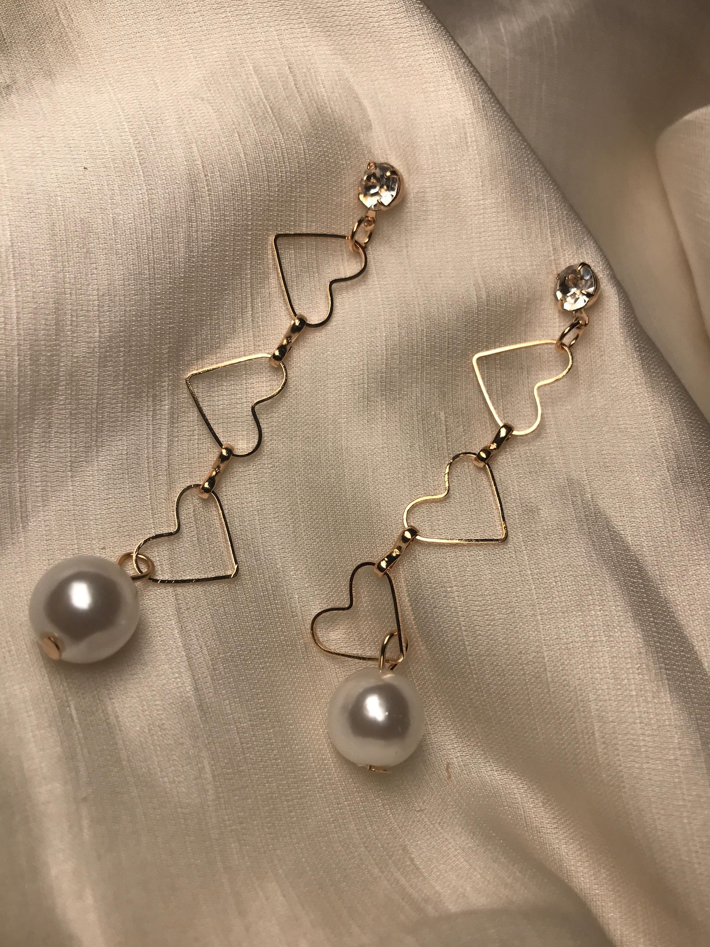 Gold Heart Diamond earring