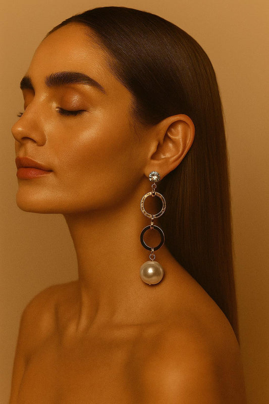 Pear gold circle earrings