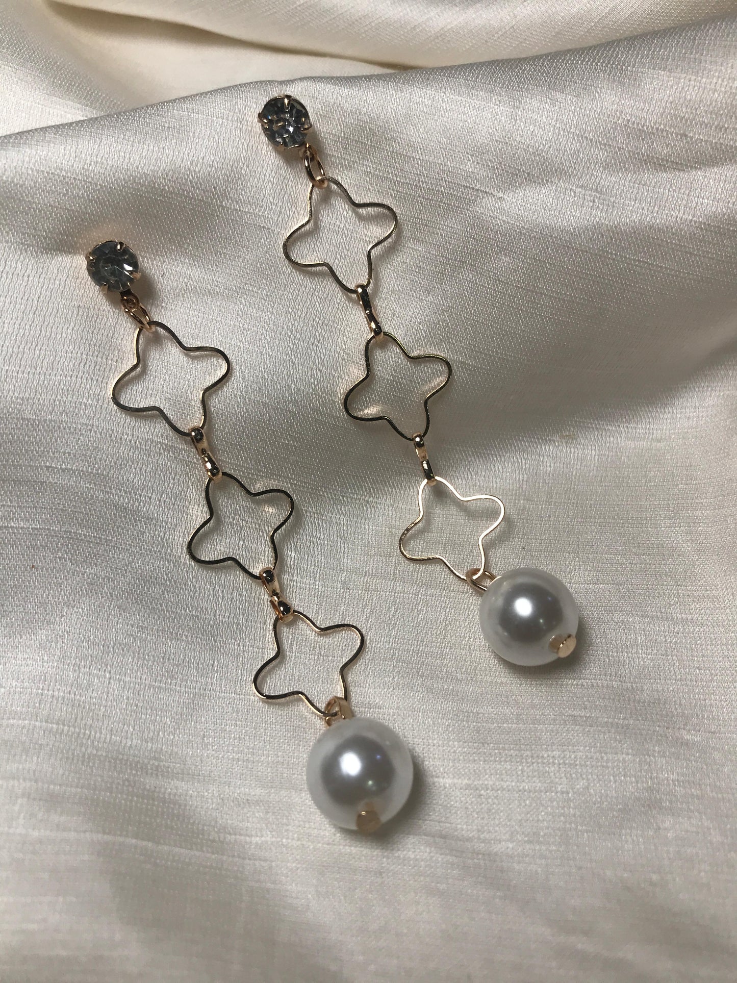 Pearl flower Gold Earring
