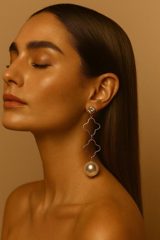 Pearl flower Gold Earring