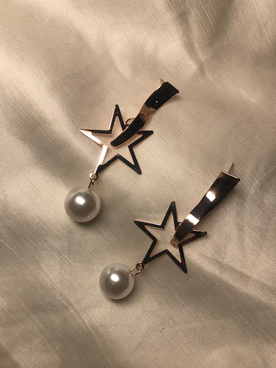 Pearl star Earring