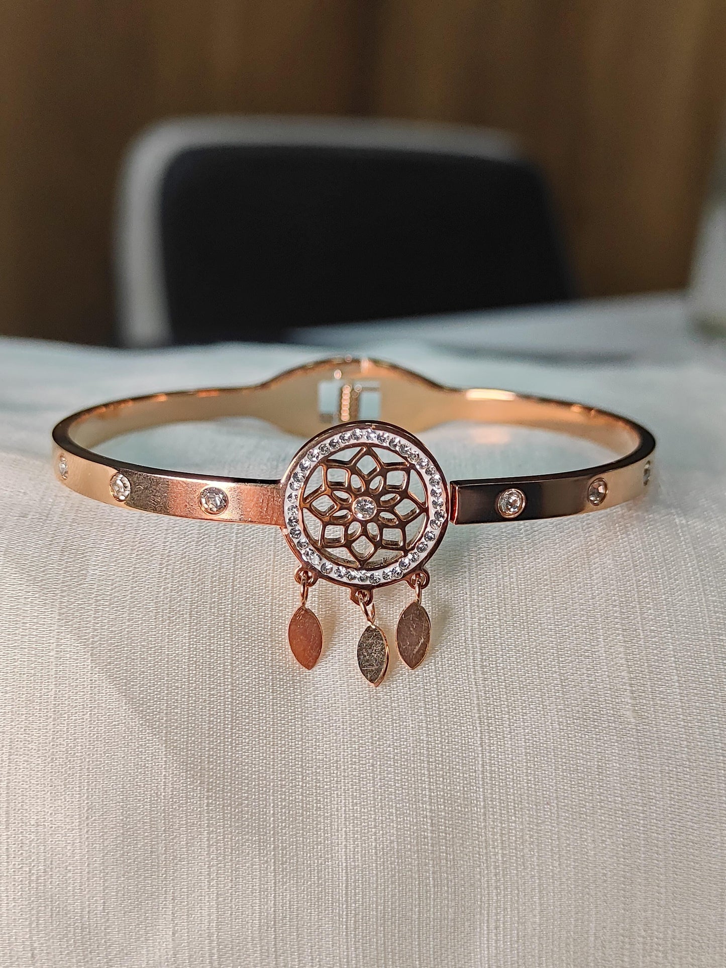 Flower Kada