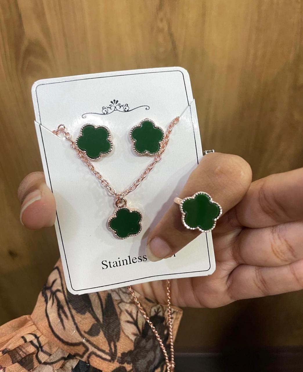 Flower Chain Set