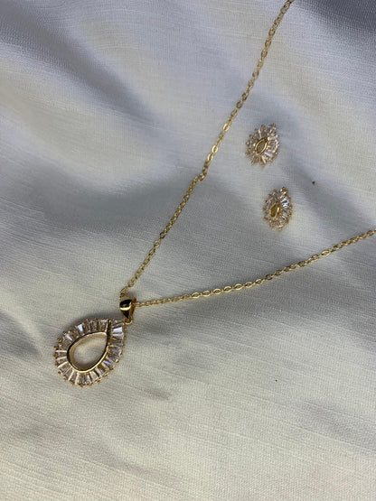 Gold plated Drop Pendent