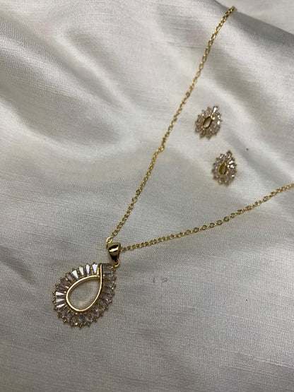 Gold plated Drop Pendent