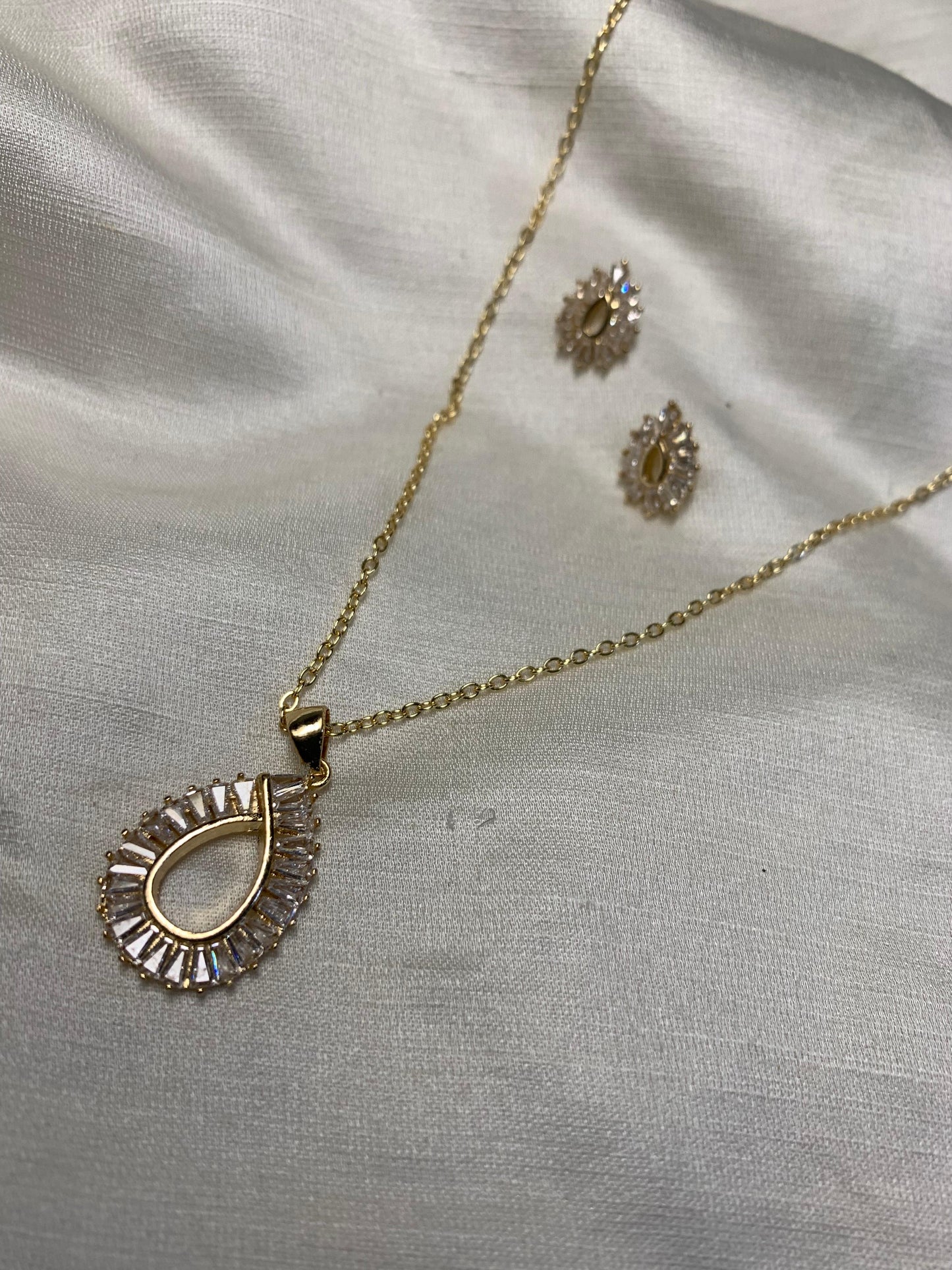 Gold plated Drop Pendent