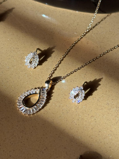 Gold plated Drop Pendent