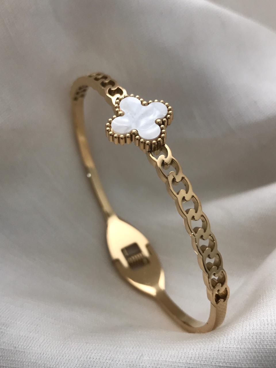 White Clover Motif Kada