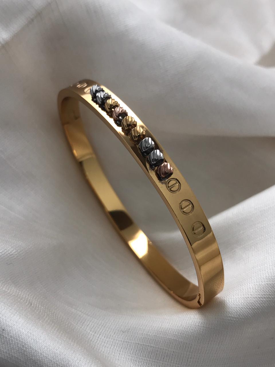 Gold-Tone Hinged Bangle Kada