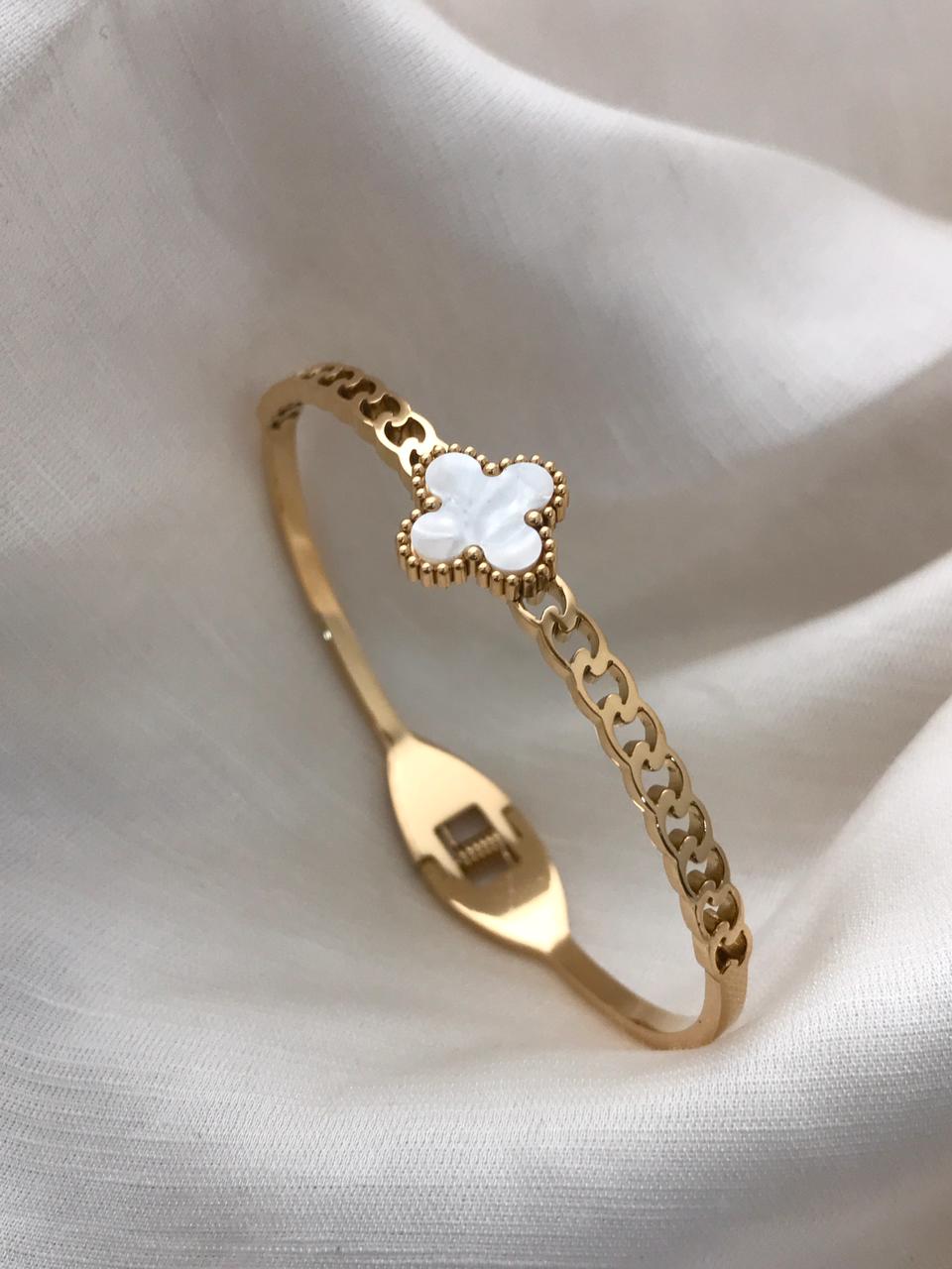 White Clover Motif Kada