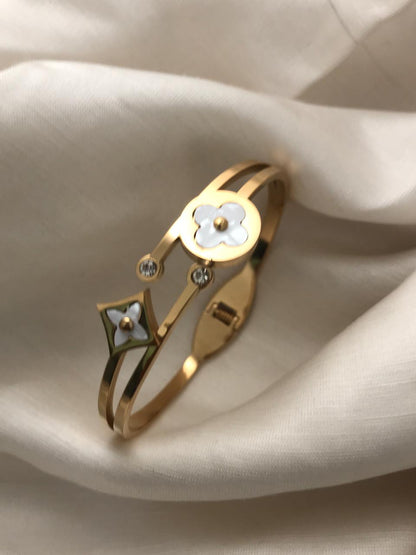 Four-Leaf Clover  Kada