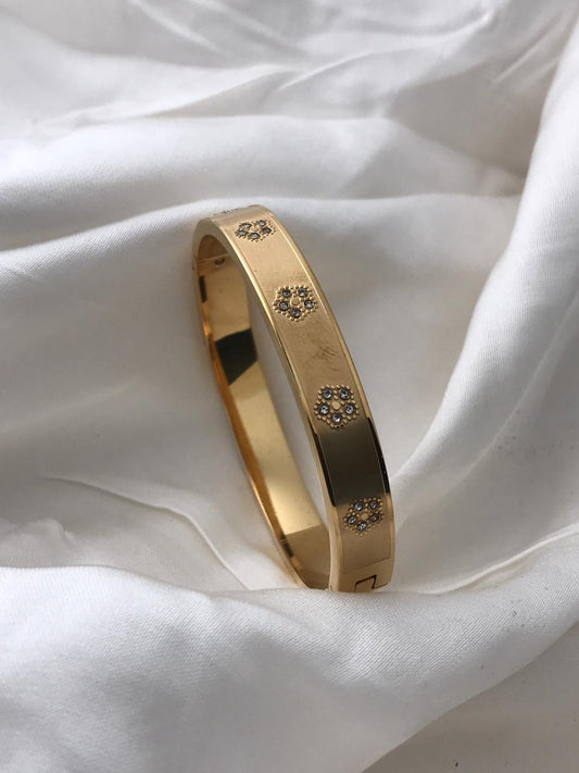 Gold Bloom Stack Band Bracelet