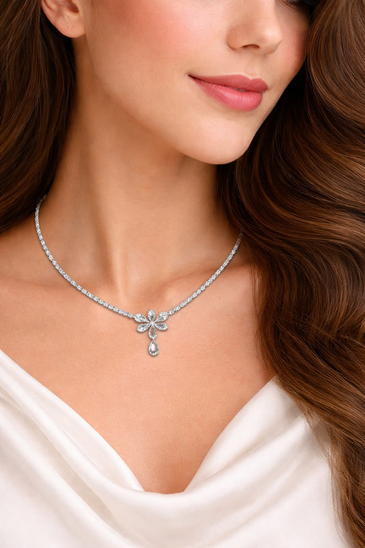 Diamond Silver Shine Necklace
