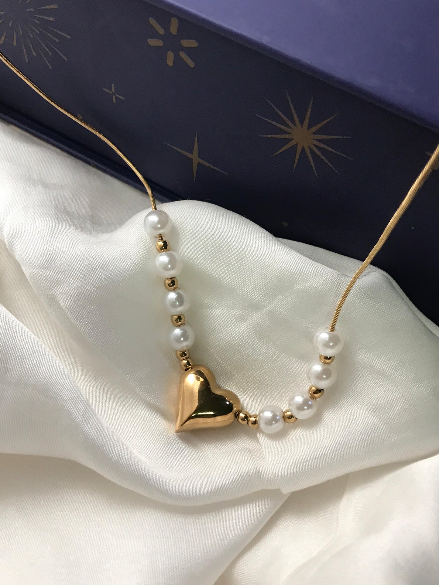 Pearl Heart Gold Necklace