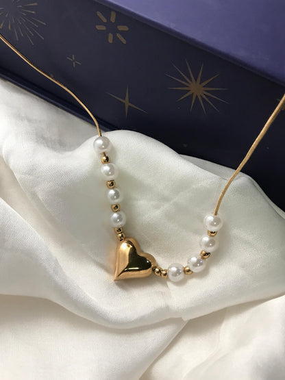 Pearl Heart Gold Necklace