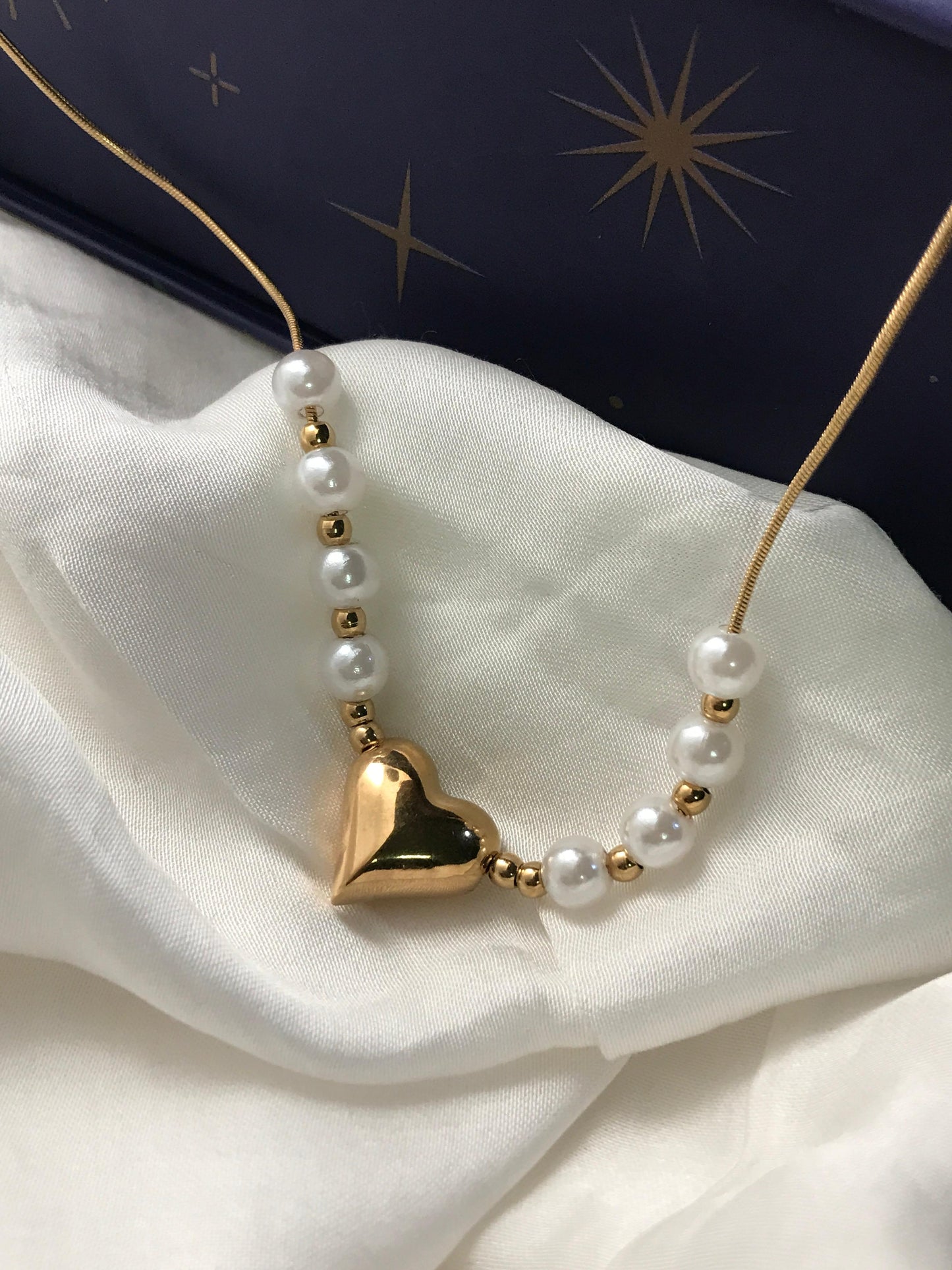Pearl Heart Gold Necklace