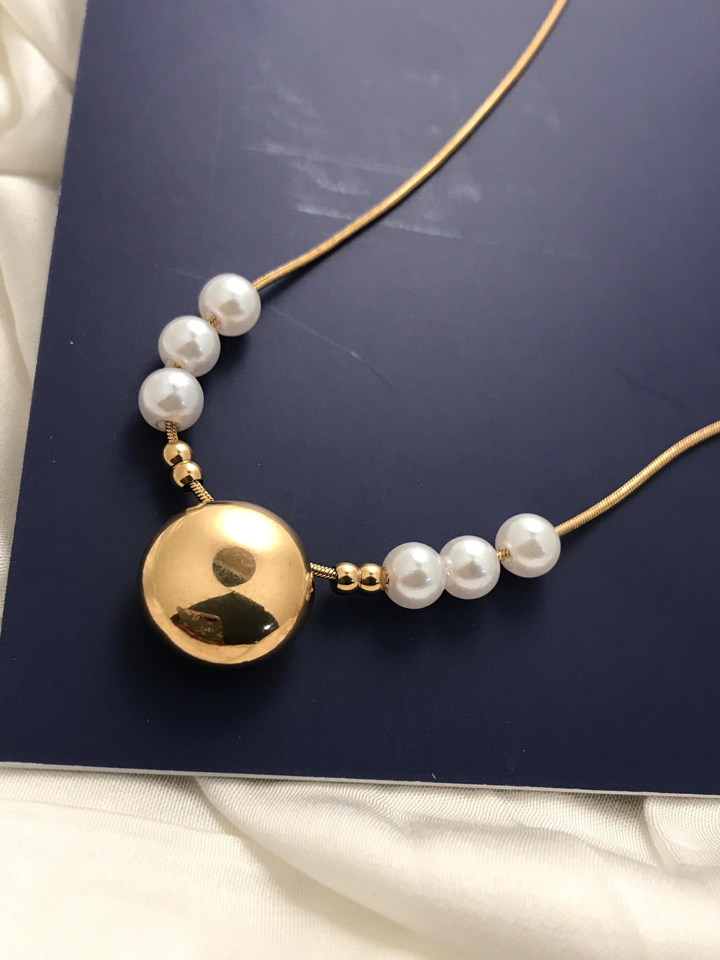 Pearl Circle Gold Necklace