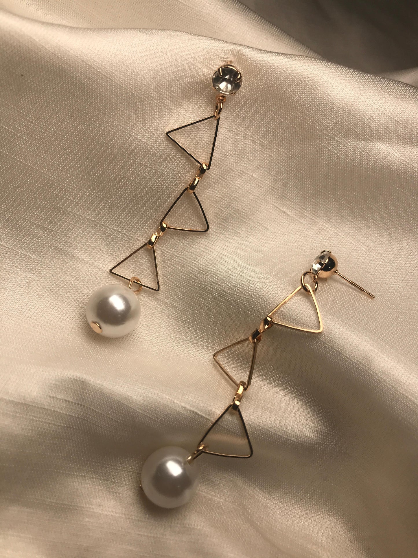Pearl Gold triangle Earring