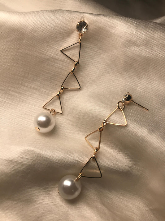 Pearl Gold triangle Earring
