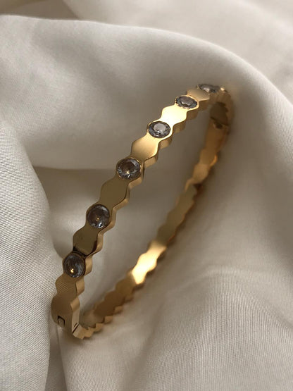 Gold Hexagonal Edge Bracelet