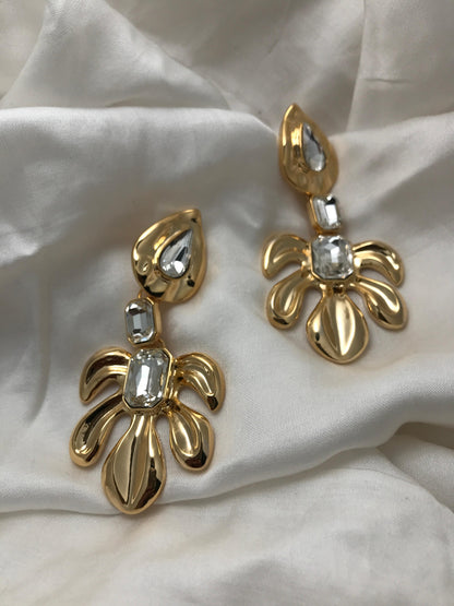 Golden Flora Drop Earring
