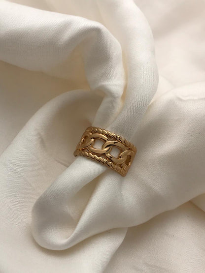 Gabine Chain-Link Ring