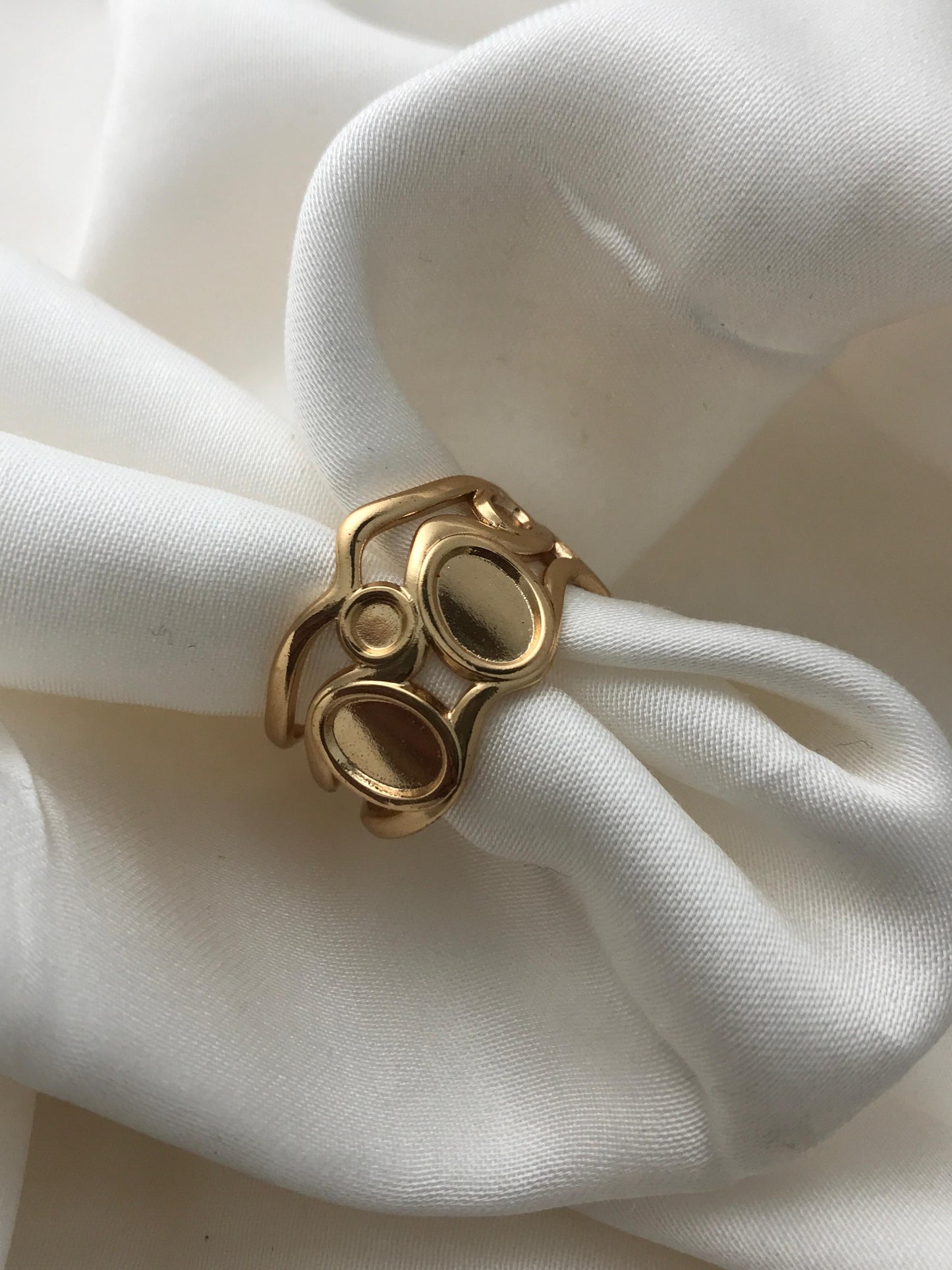 Crossover Grace Ring