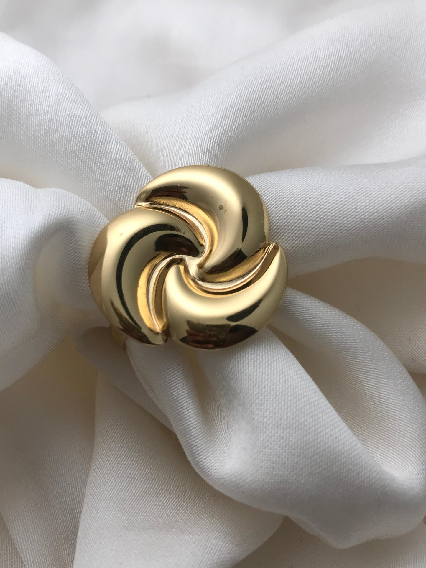Triple Swirl Ring