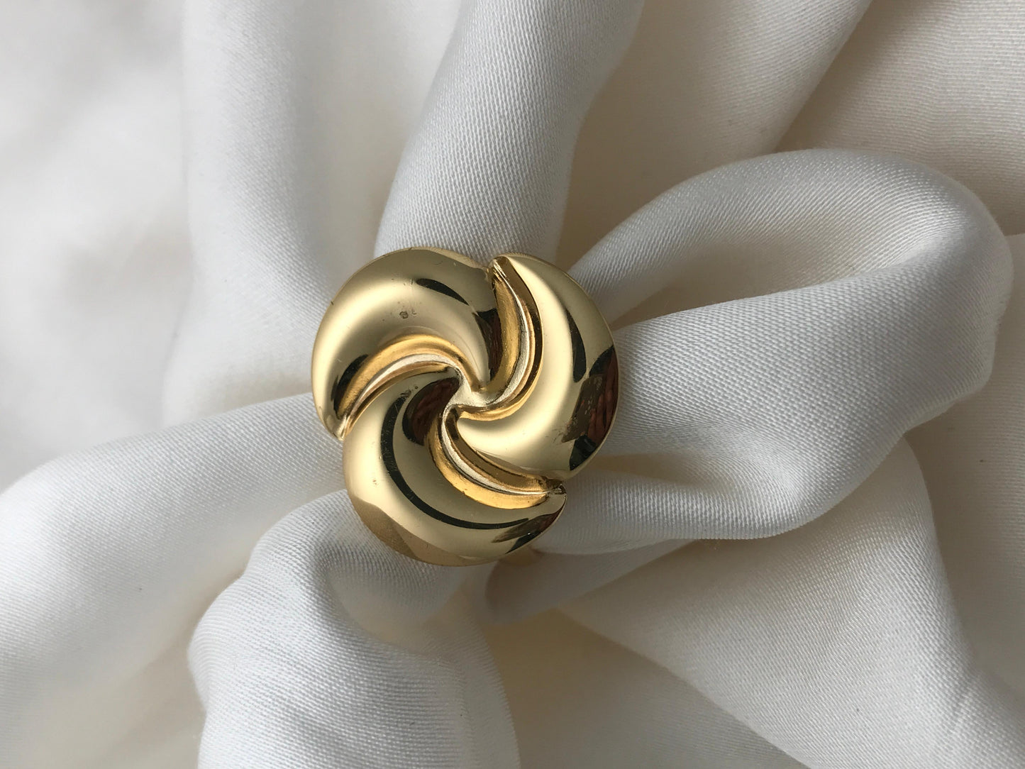Triple Swirl Ring